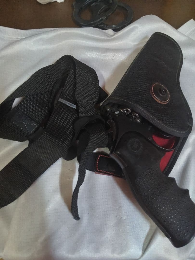 新年値下 ガスガン東京マルイS&W357マグナム ホルスター・ショルダーベルト付