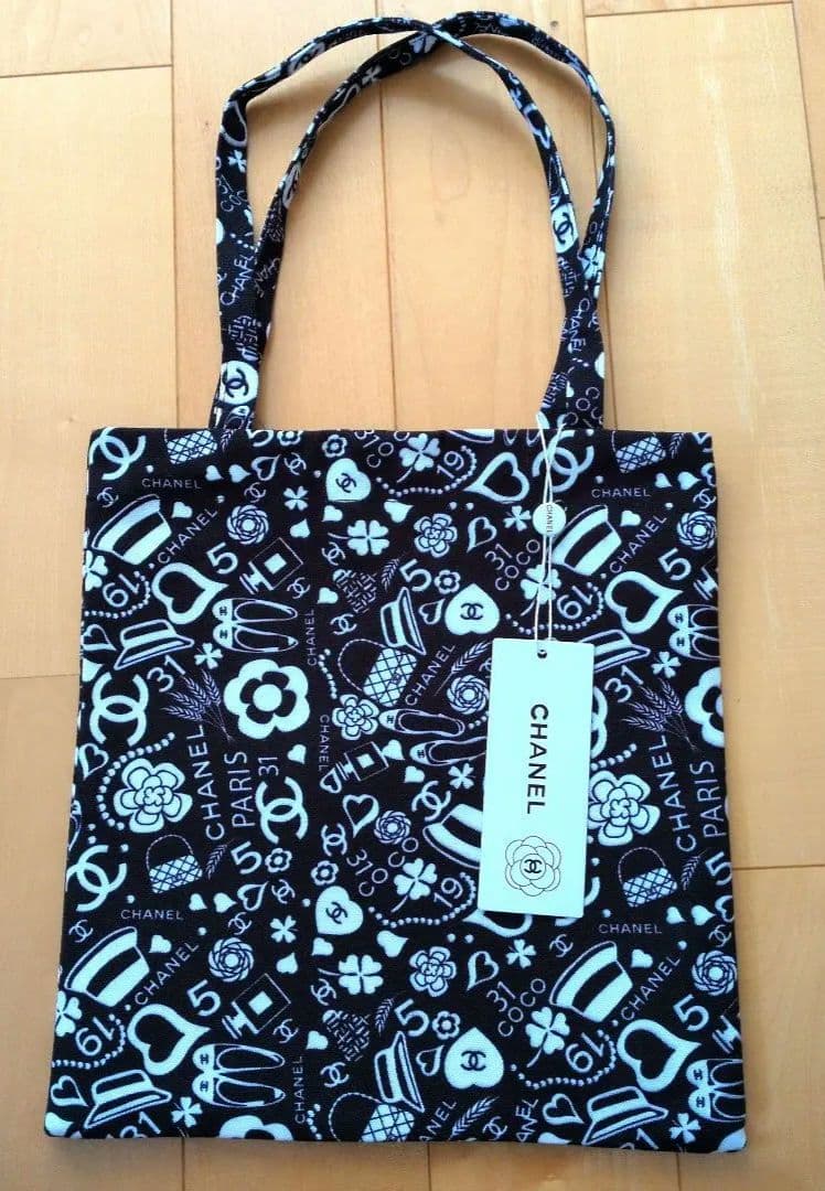 m*5様 CHANEL トートバッグ 　ノベルティ