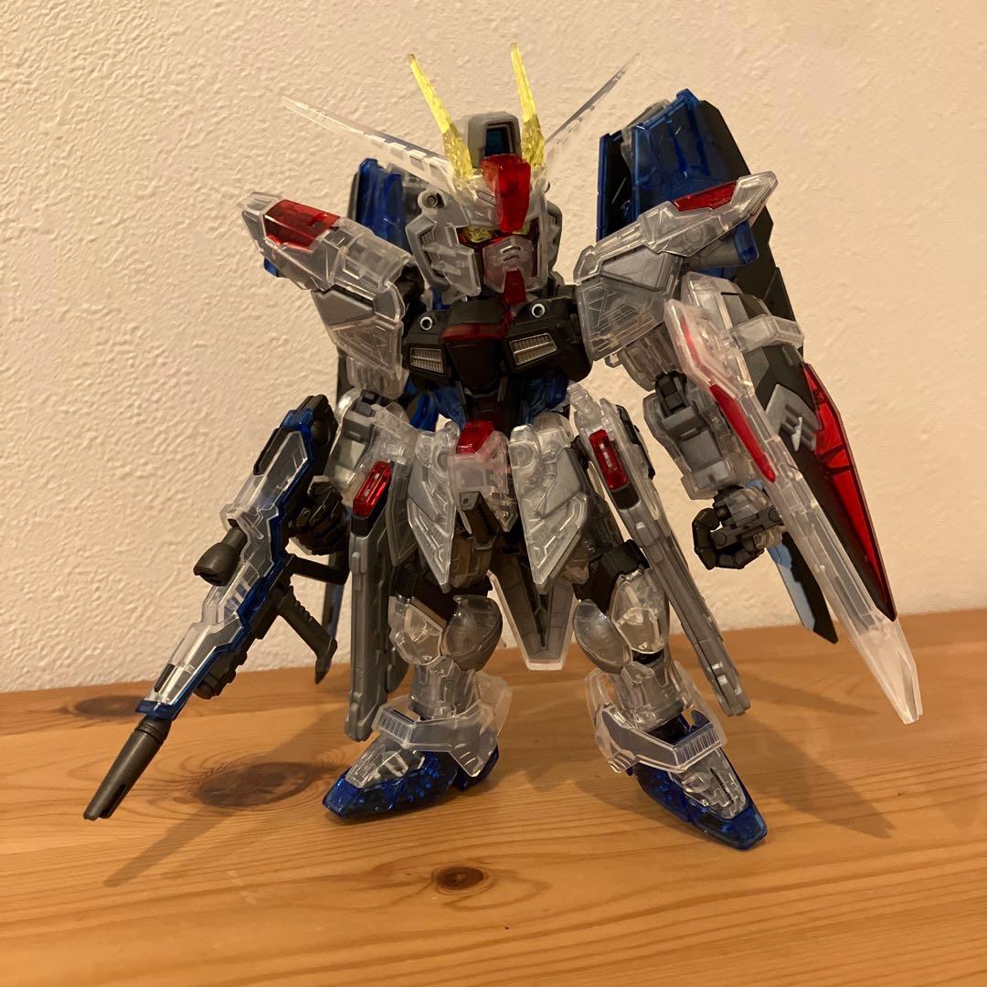 MGSDガンダムSeedガンダムベース限定フリーダムガンダム クリアカラー完成品