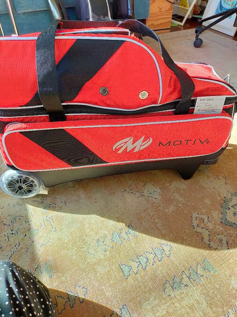 【新品】MOTIV BMV-2800 ボウリングバッグ ★【東京都内は無料配送】