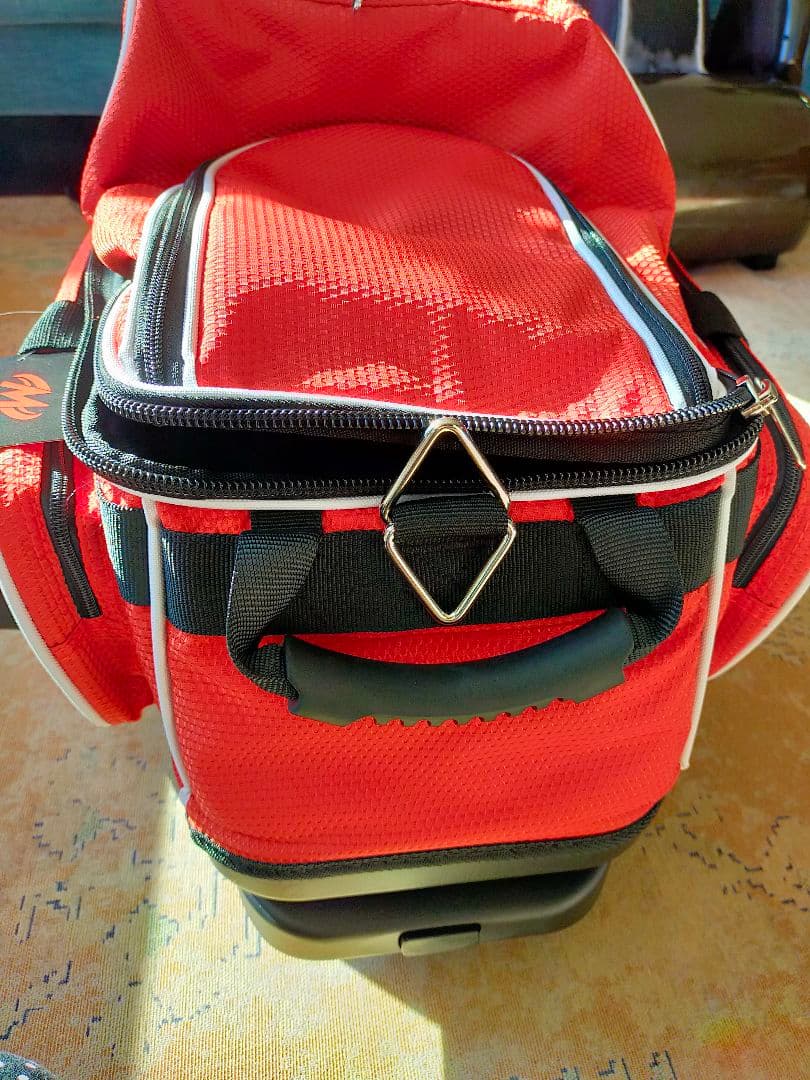 【新品】MOTIV BMV-2800 ボウリングバッグ ★【東京都内は無料配送】