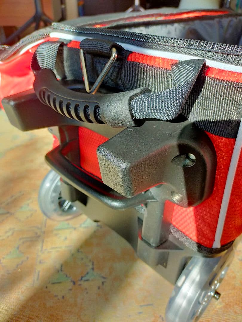 【新品】MOTIV BMV-2800 ボウリングバッグ ★【東京都内は無料配送】