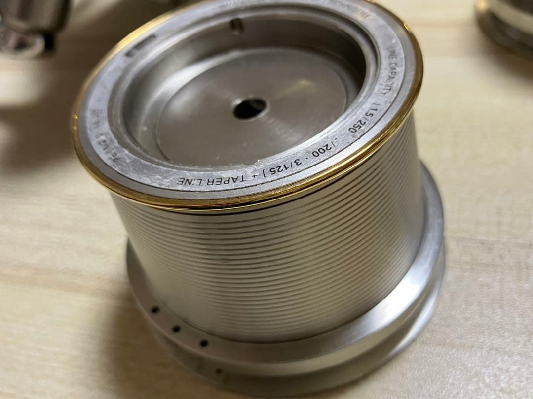 シマノ　スーパーエアロ　テクニウム　替えスプール付き