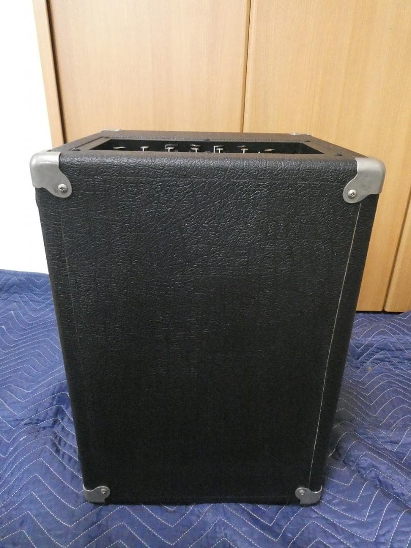 ベースアンプ CARVIN MB10