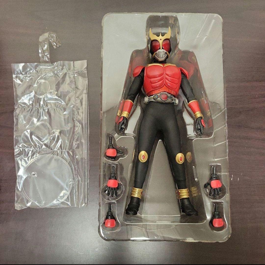 リアルアクションヒーローズ　仮面ライダークウガ　フィギュア　rah