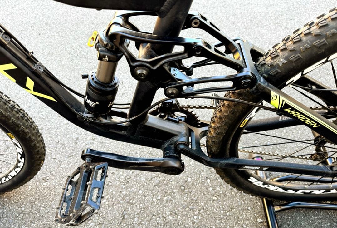 KNOLLY 27.5インチ MTB フルサスペンション