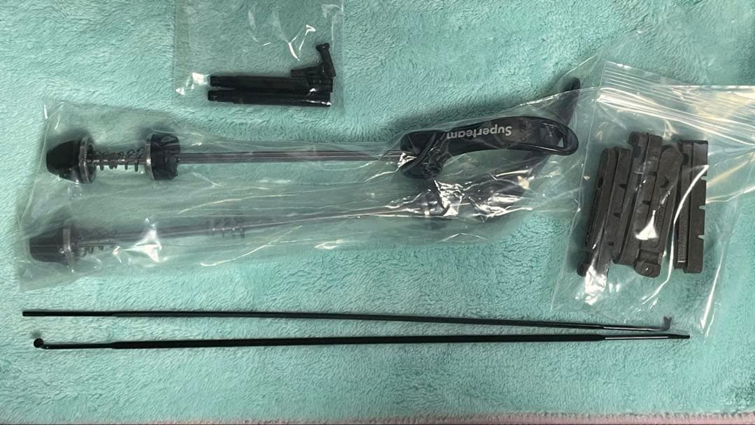 SUPERTEAM カーボンホイール 700C 50mm リムブレーキ