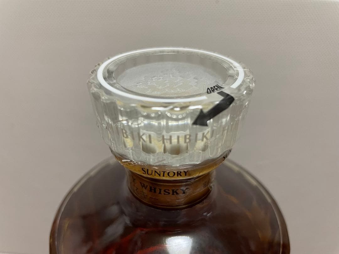 SUNTORY 響17年　初期　裏ゴールドラベル　700ml ウイスキー