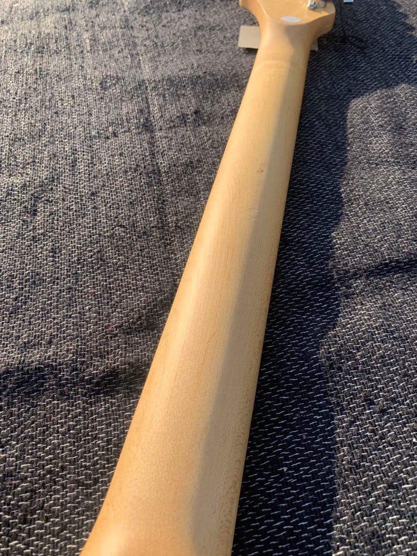 新品フォトジェニックPhotoGenicストラトキャスタータイプ エレキギター