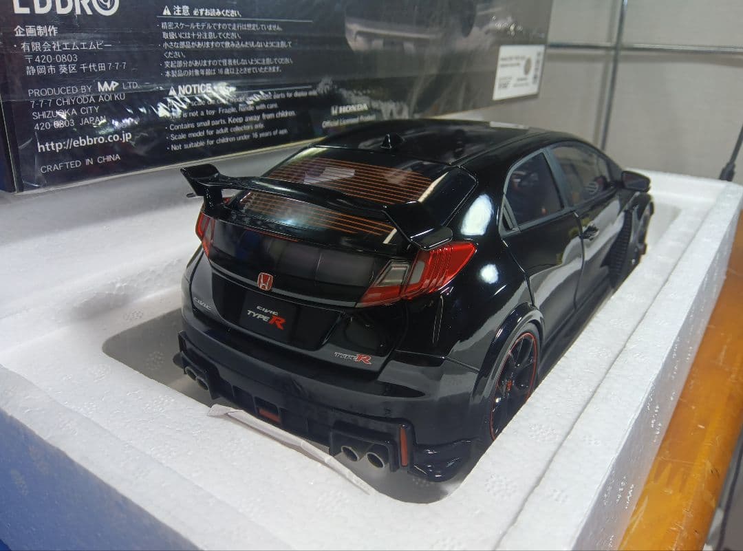 1/18 HONDA CIVIC typeR ブラック EBBRO 81067