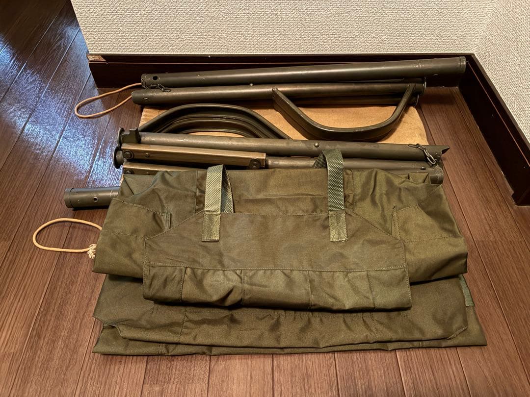 希少　スウェーデン軍ストレッチャー実物　デッドストック