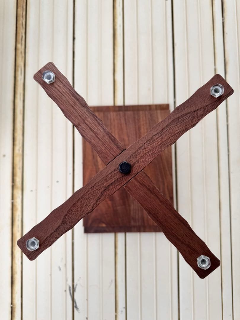 ソマビトと802productsの天板、Damage mark ウォールナット脚