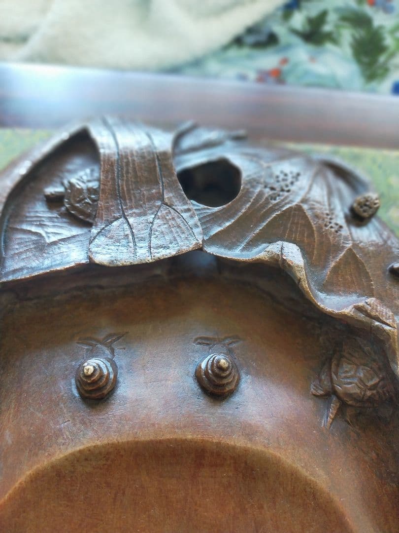 【商品紹介】中国澄泥硯 蓮葉蛙紋 文房四宝