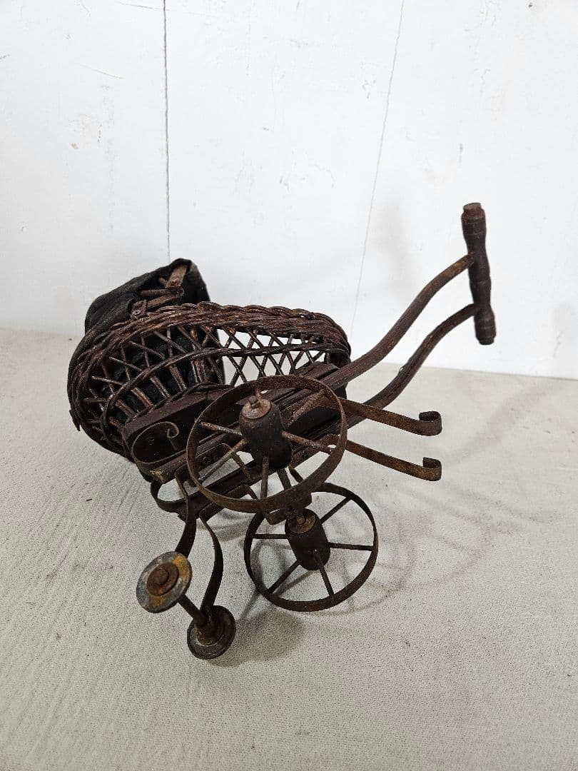 フランスアンティーク ドール用の乳母車 ベビーカー 人形 木製×アイアン