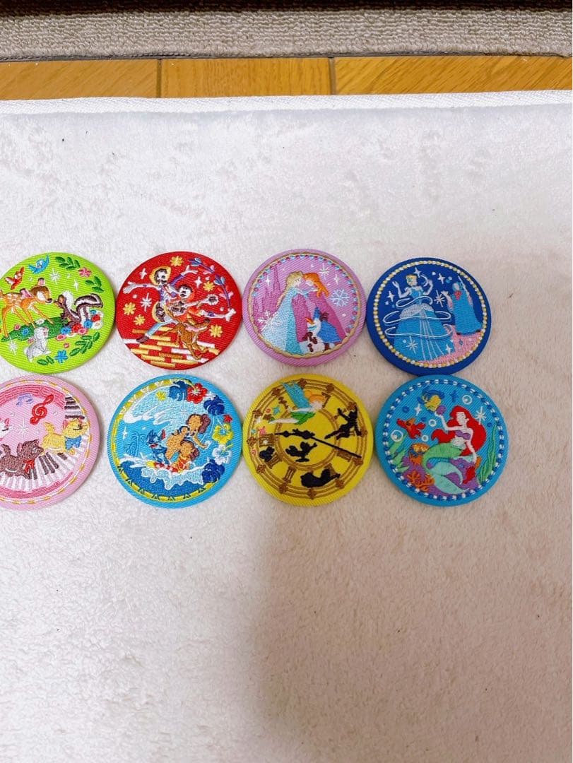 新品未使用　ディズニー　刺繍缶バッジ　ビスケット　セミコンプリートセット　13点