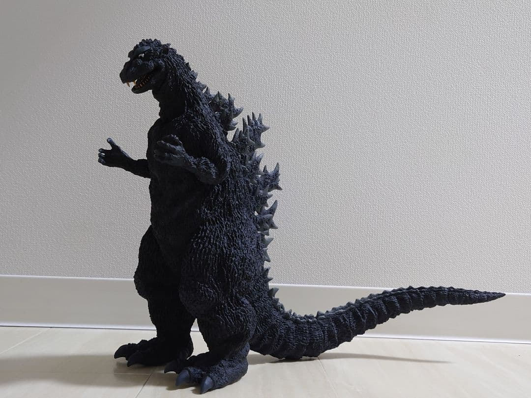 東宝30cmシリーズ ゴジラ(1954) ゴジラストア限定 復刻スーツ彩色版
