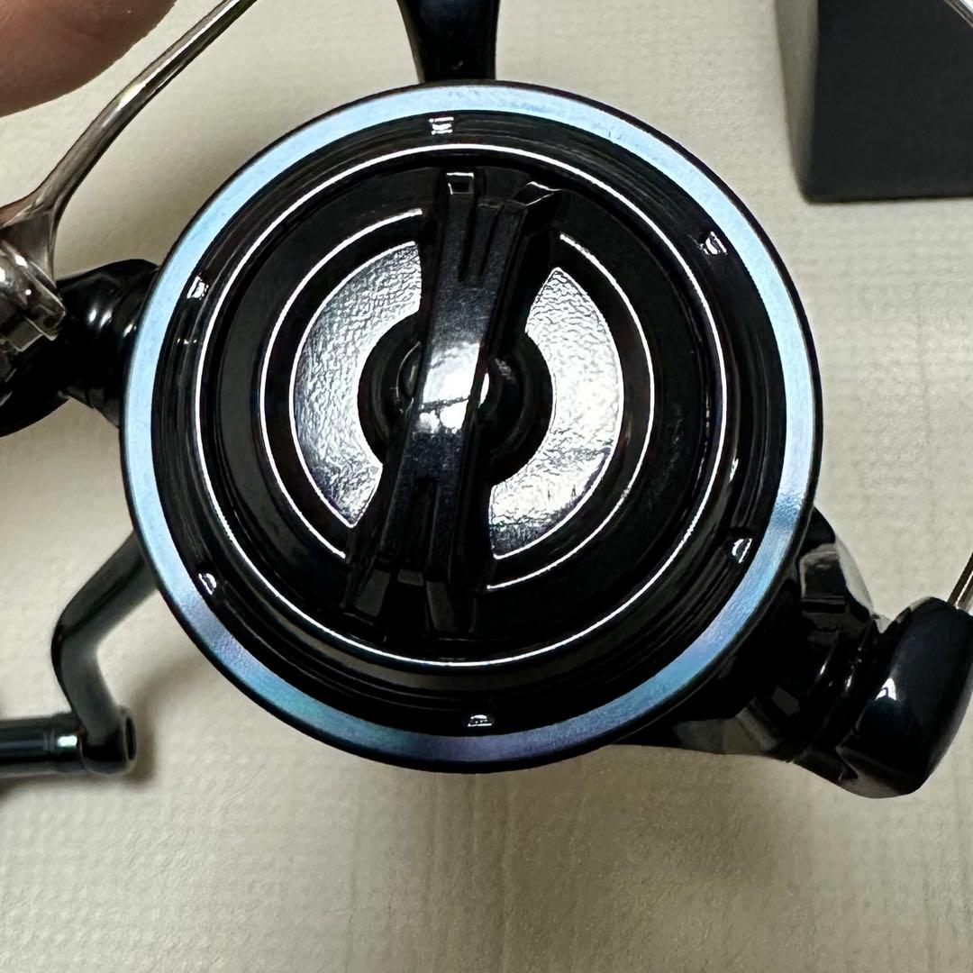 美品 シマノ 24 ストラディックSW 6000 HG