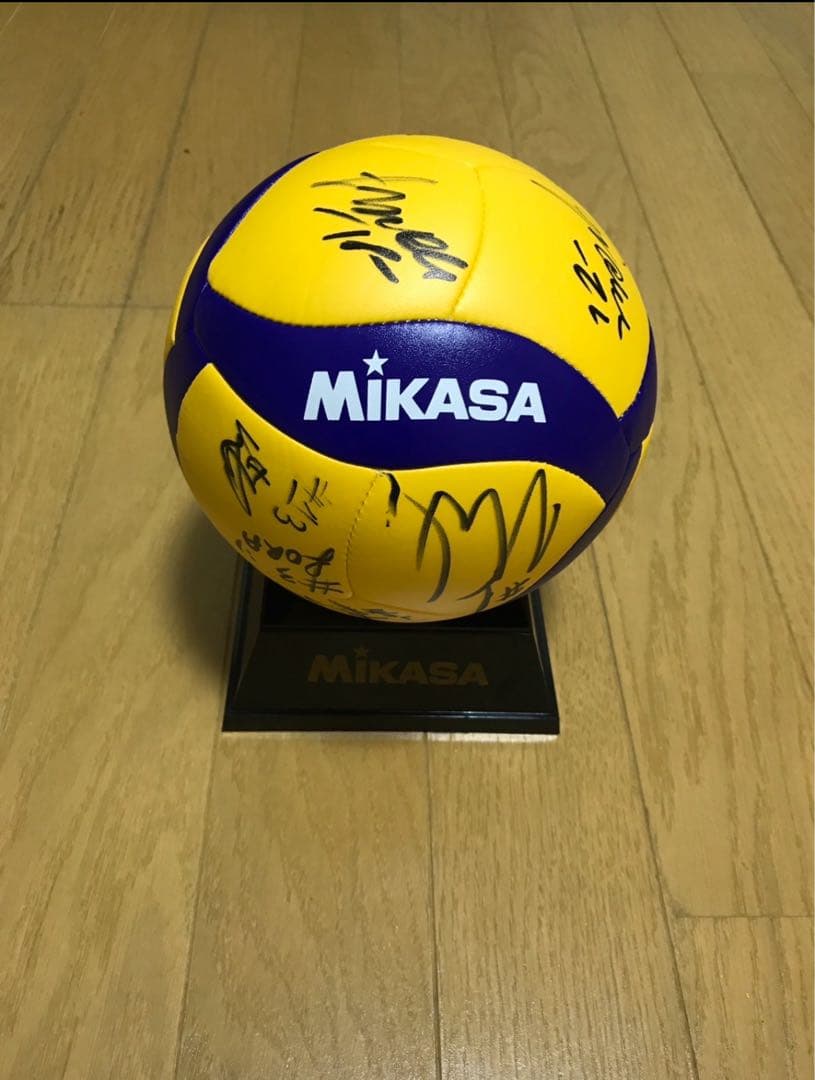 VNL女子バレーボール銅メダル3位ポーランドVSブルガリア直筆サイン入りボール