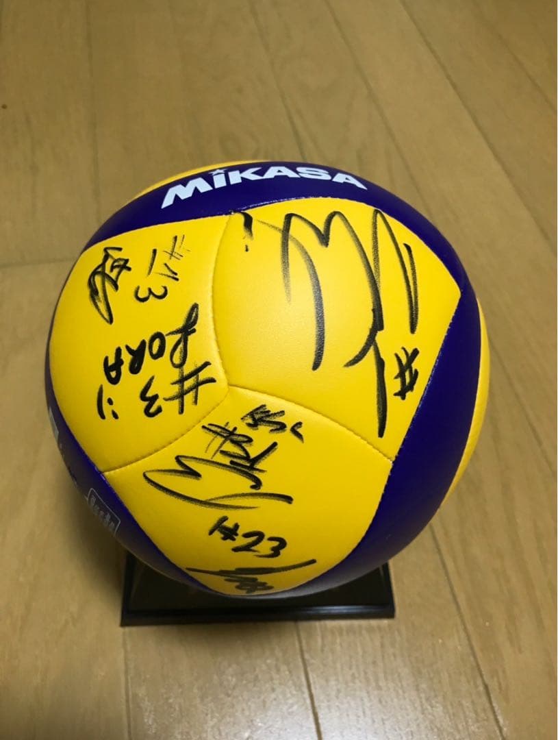VNL女子バレーボール銅メダル3位ポーランドVSブルガリア直筆サイン入りボール