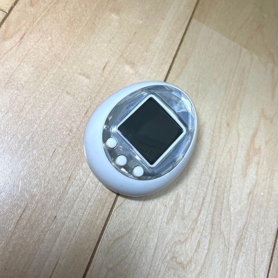 たまごっちiD ホワイト