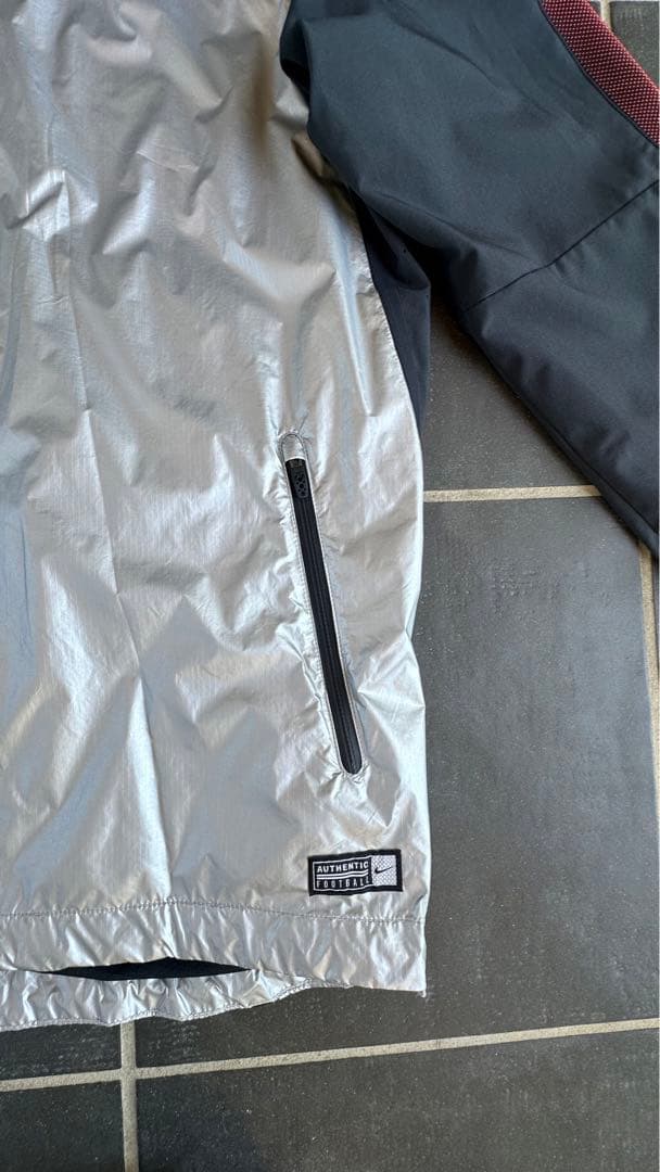 nike ナイロンジャケット　y2k テック