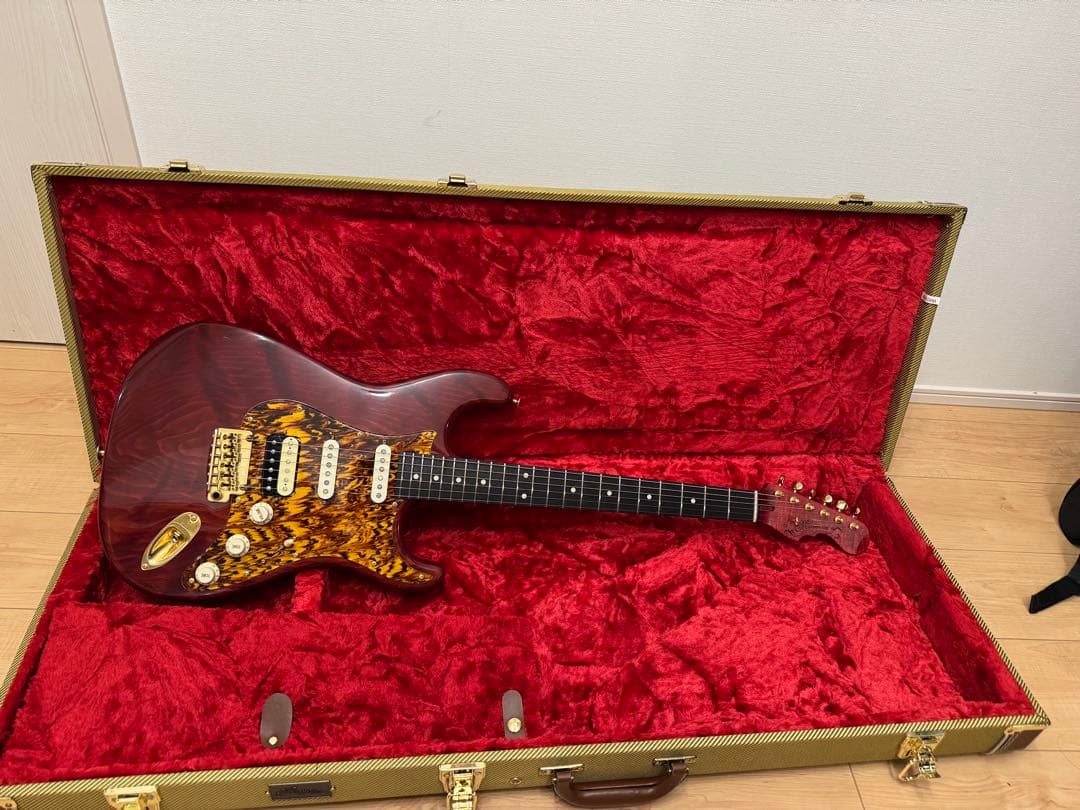 momose MCH RW-FM PRM/E ストラトキャスター　エレキギター