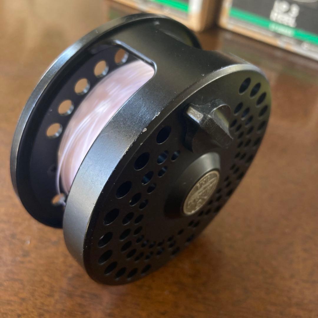 LAMSON LP3 ラムソン　スペアスプール付　フライリール