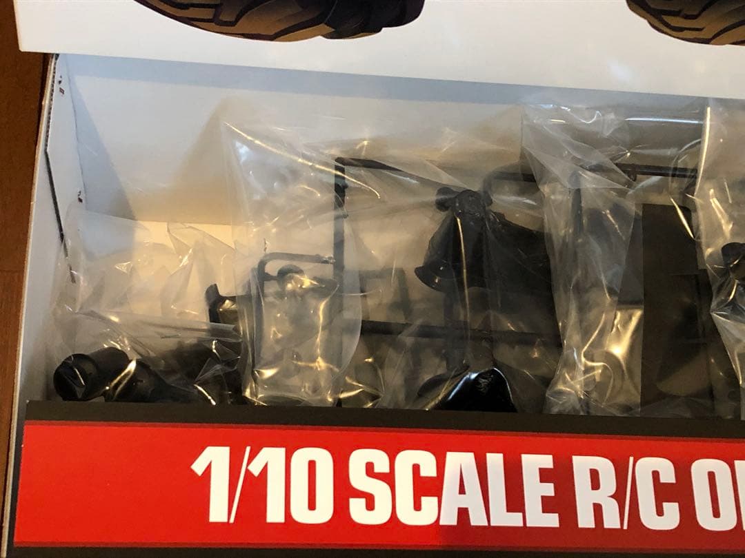 新品未組立 タミヤ 1/10 ブラックフット 2016