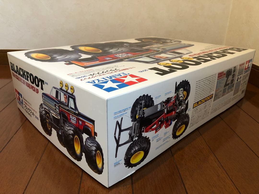 新品未組立 タミヤ 1/10 ブラックフット 2016