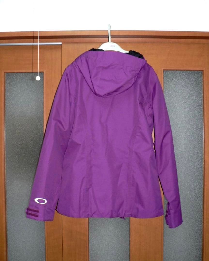 OAKLEYスノボウェア