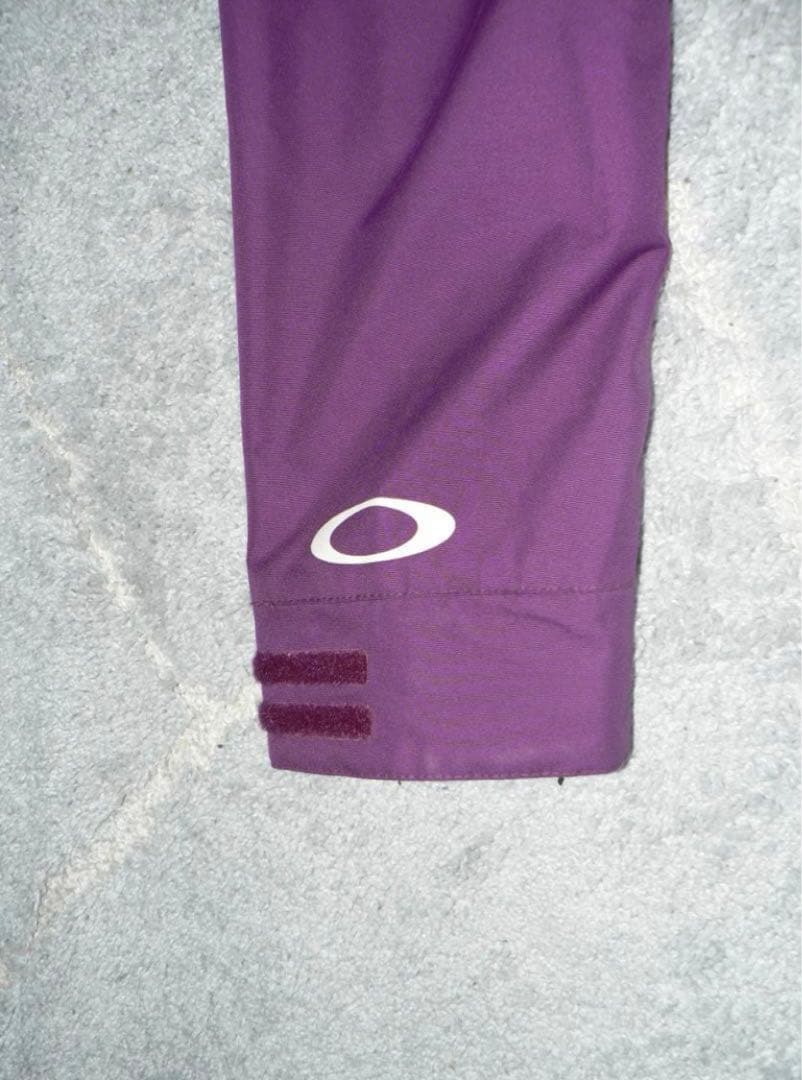 OAKLEYスノボウェア