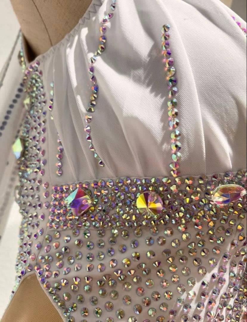 K*u様 ラテンドレス ホワイト MからL