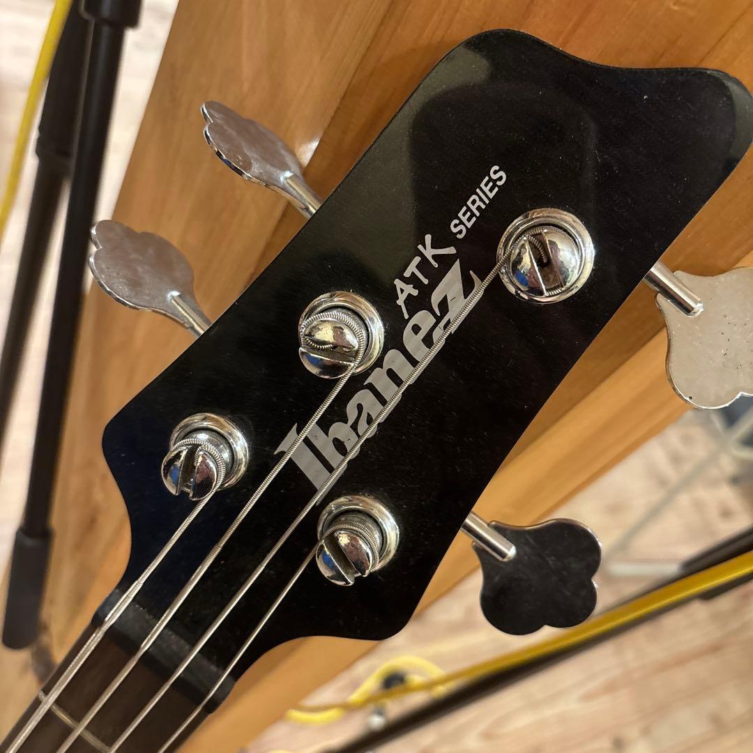 Ibanez ATK Series ブラックエレキベース