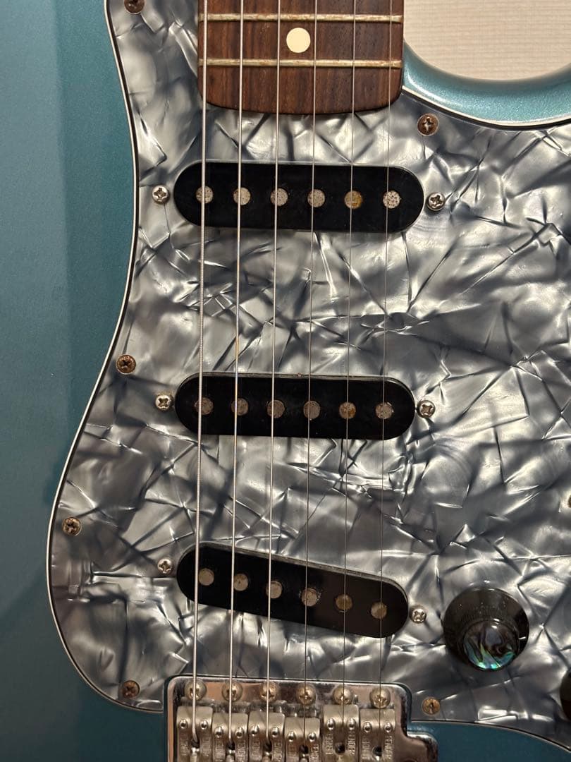 フェンダーメキシコ　ストラトキャスター（ネック捻れあり）