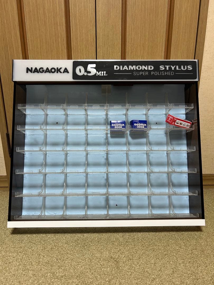 NAGAOKA レコード針　店舗ディスプレイケース　ミニカーやチョロQ収納にも。