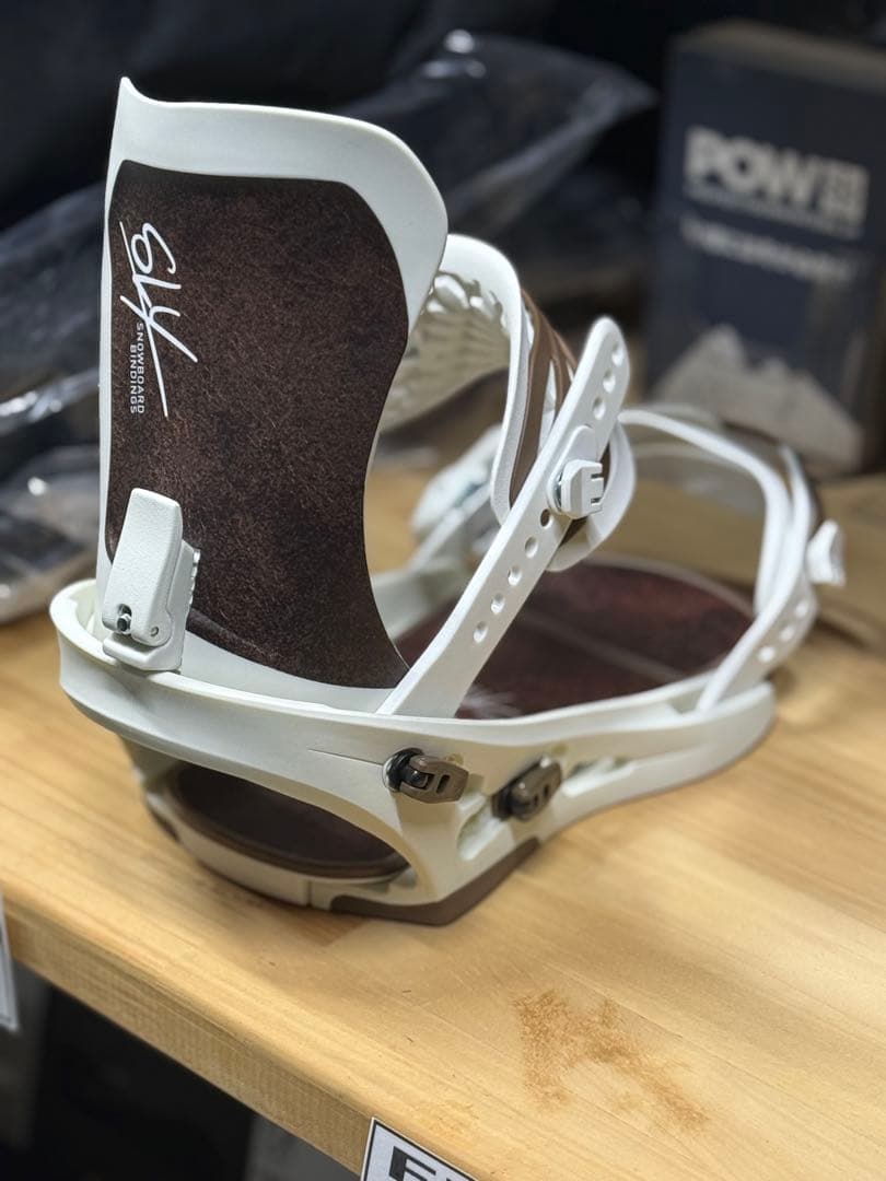 ぴ様 SLY α Sサイズ ラスト1点 グラトリ 新品未使用