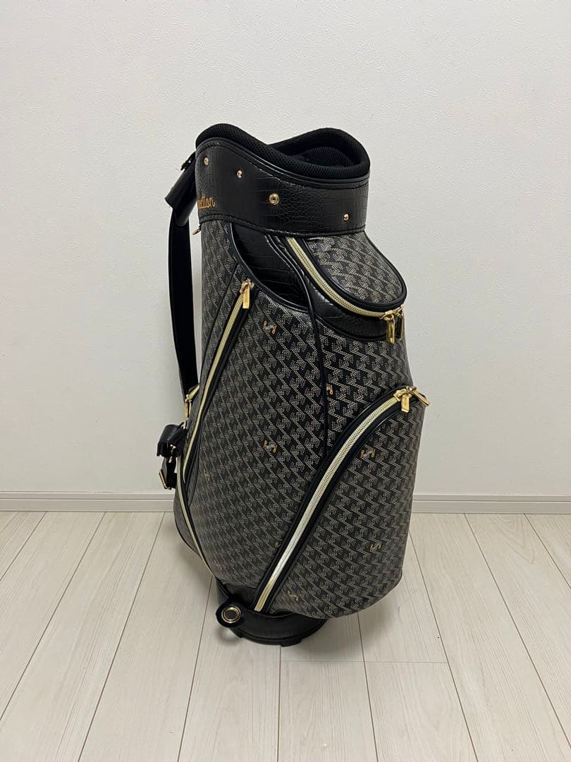 【本日大幅値引き】レザレクション　金田久美子プロ限定モデルキャディバッグレア