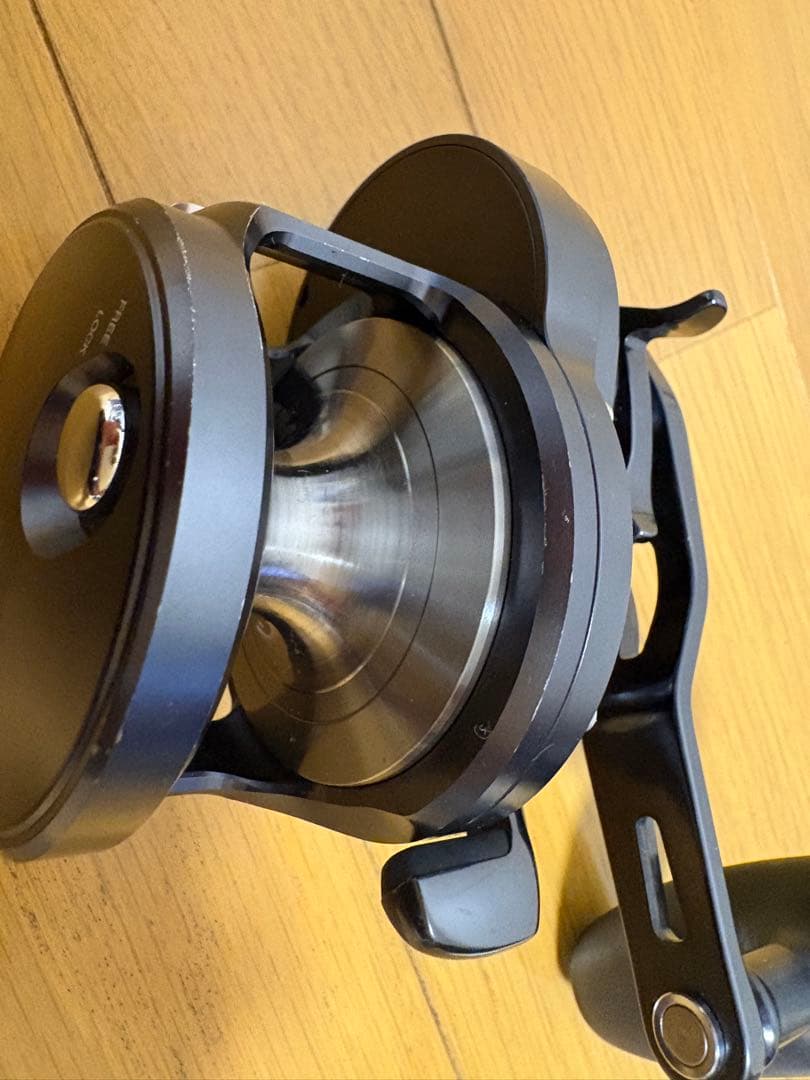 19 オシアジガー F カスタム 2000NRHG 右