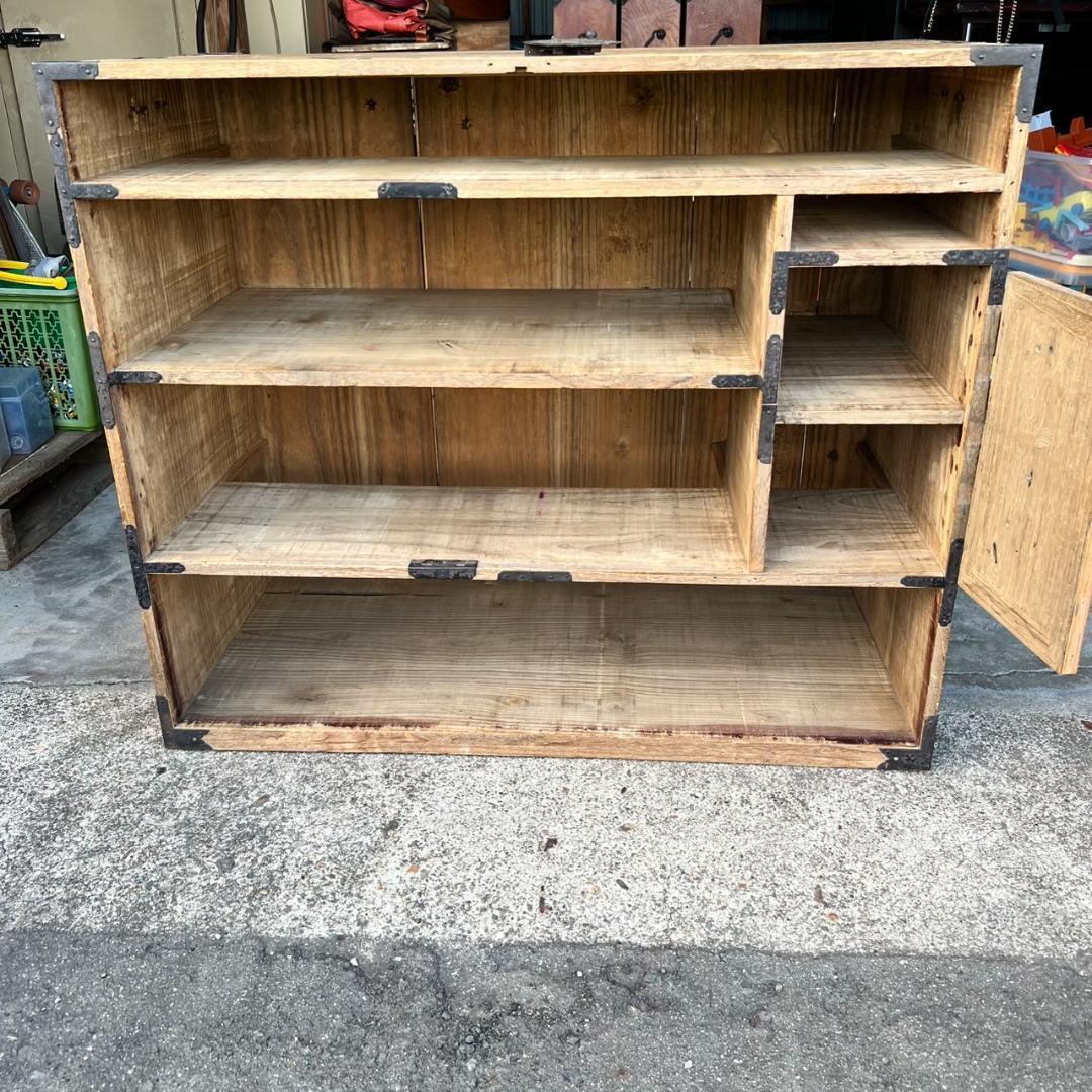 【旧家より】　桐箪笥　年代物　使用感・痛み・金具破損あり　【たのメル便♪】