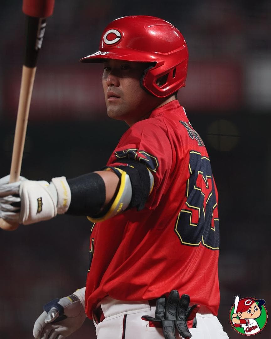 広島東洋カープ　アメフト風イベントユニフォーム　末包昇大　Sサイズ　完売品