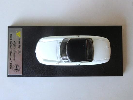 特価 MakeUp 1/43 アルファロメオ 1600 スパイダー Duetto