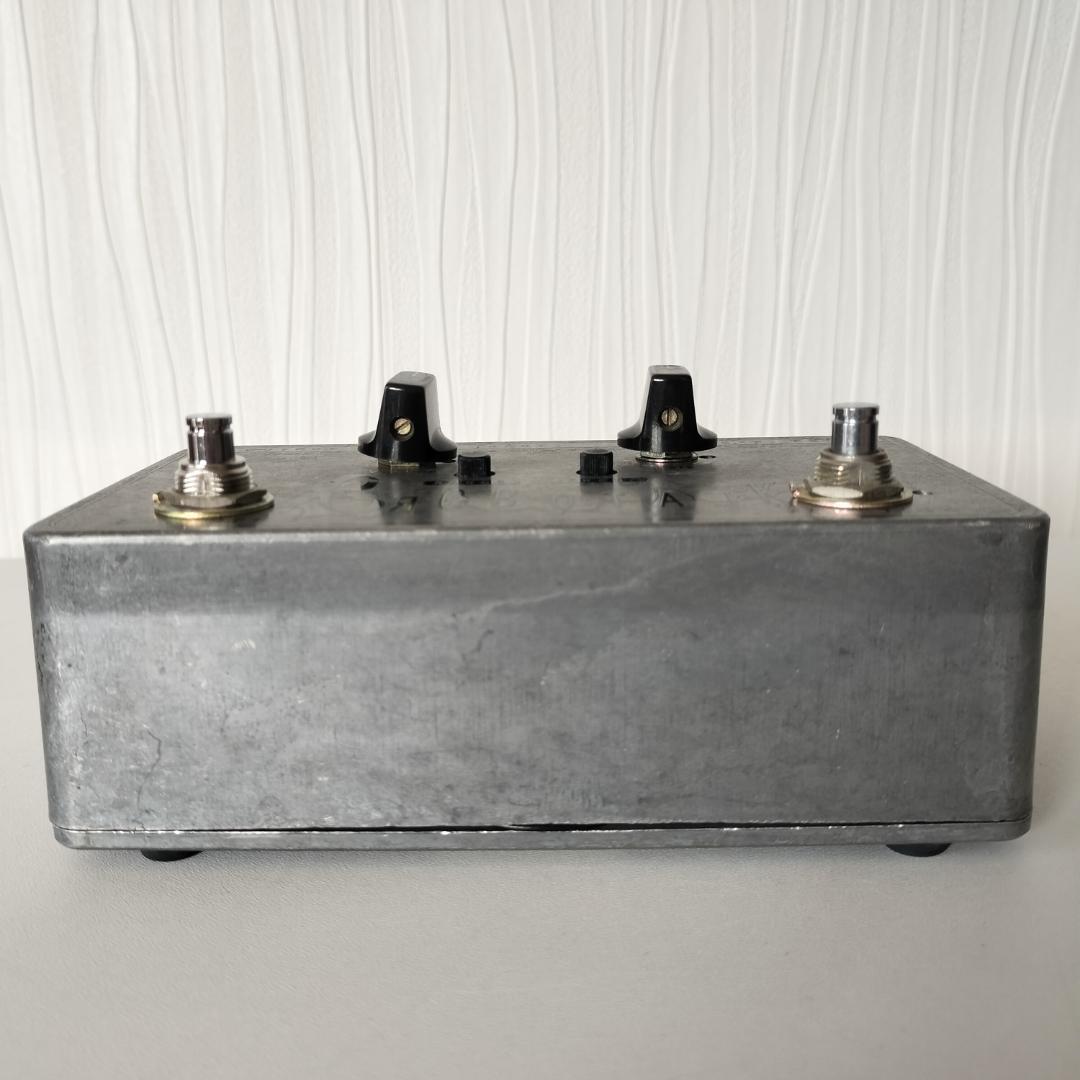 XOTIC ROBOTALK V1（オートワウ、エンベロープフィルター）