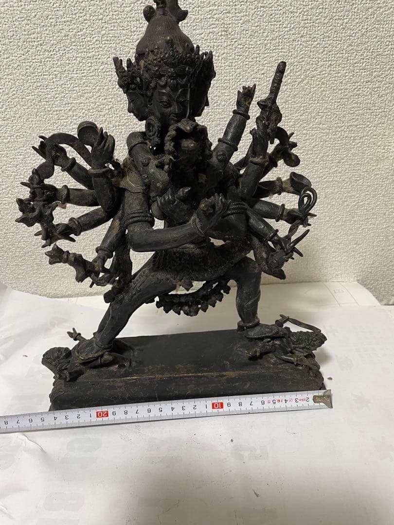 銅の仏像 置物 古銅　チベット仏 ブロンズ 古美術