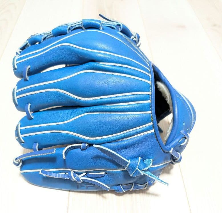 ASICS　ゴールドステージ　少年軟式用　ダルビッシュモデル