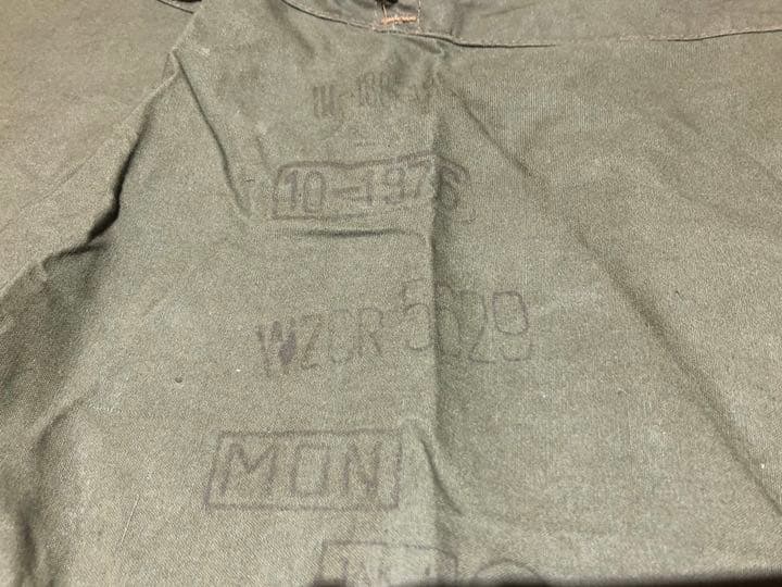 【週末限定最終値下げ】ポーランド 軍幕 ポンチョ 人気のサイズ3