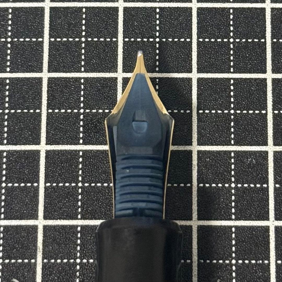 パイロット 万年筆 カスタム743 ブラック M