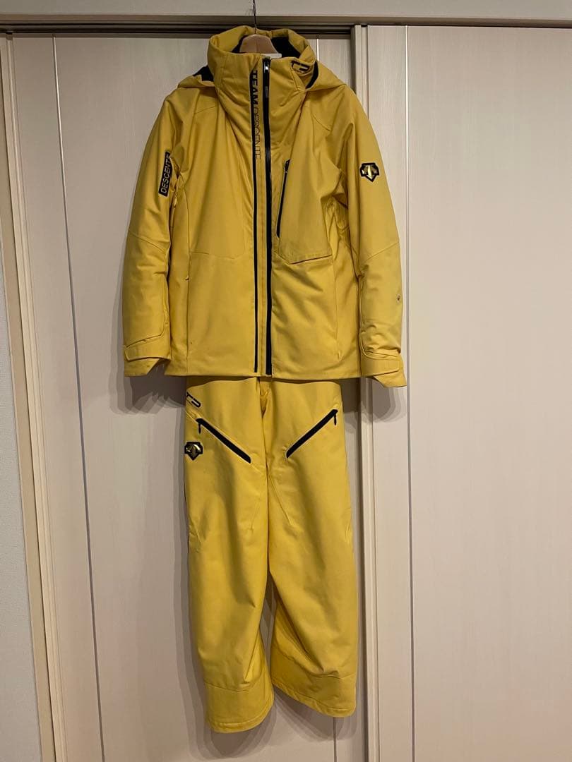 【しめちゃん】DESCENTE スキーウェアセット ミドルレイヤー付き