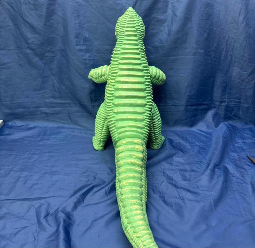 レッドキング　フィギュア