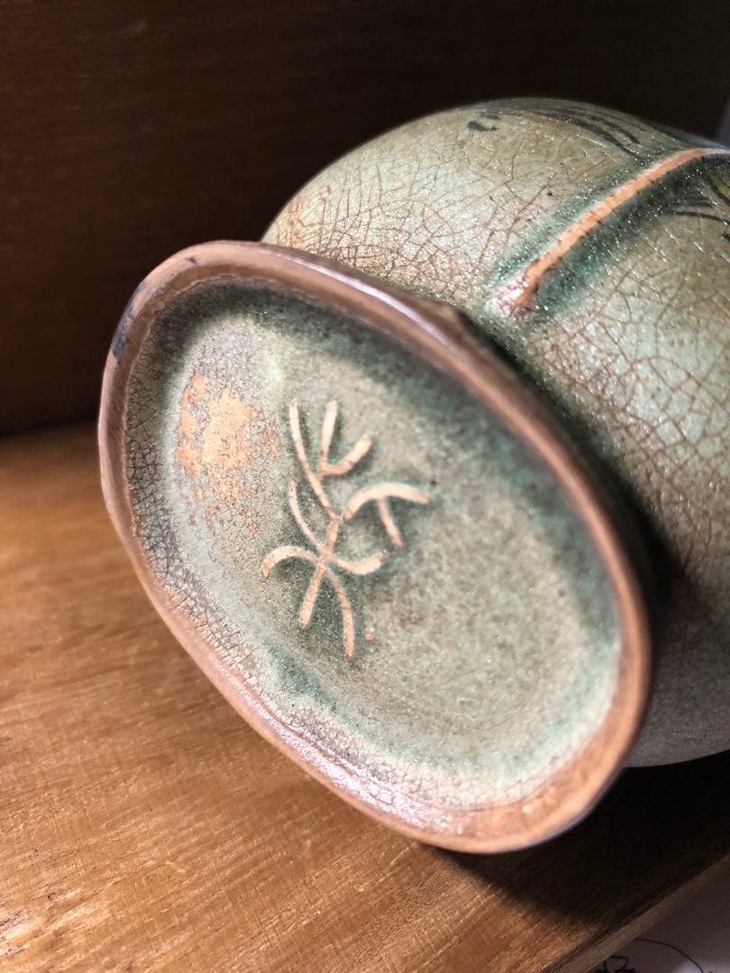 花と子供 陶器瓶　柴窯瓶　飾り壺　花瓶