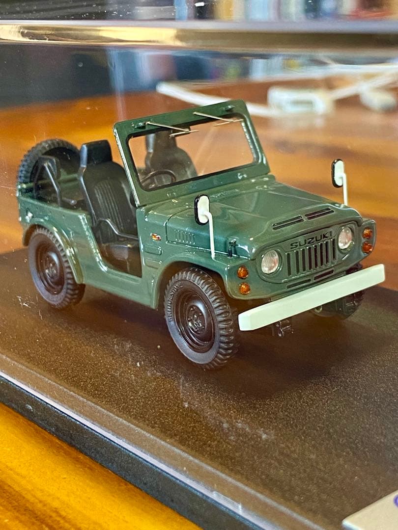 1/43メイクアップルックスマートスズキ ジムニーSJ10/2イエロー&グリーン